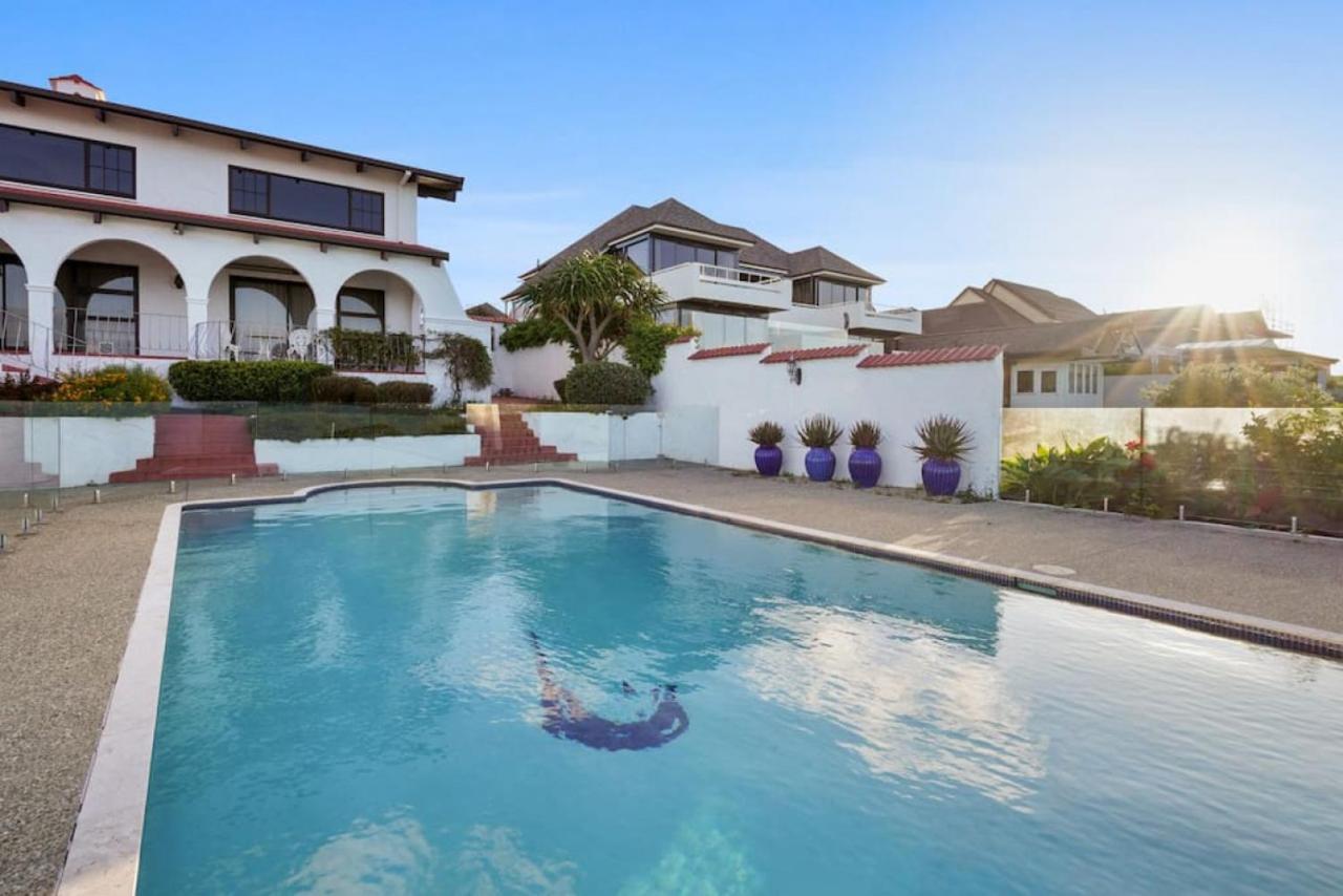 Magnificent Beachfront Mansion - Pool - Fireplace โอ๊คแลนด์ ภายนอก รูปภาพ